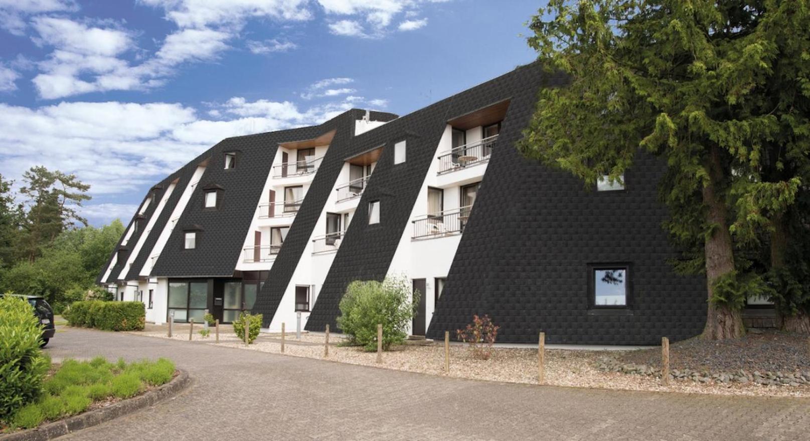 Aparthotel Tannenhof ヴィットリッヒ エクステリア 写真